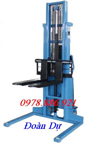 Xe nâng bán tự động Eoslift